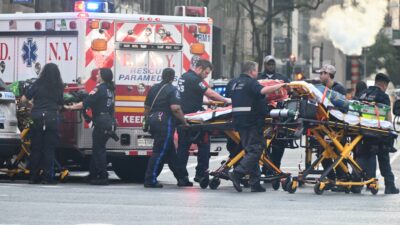New York’un kalbinde gerçekleşen silahlı saldırıda 6 kişi hayatını kaybetti,