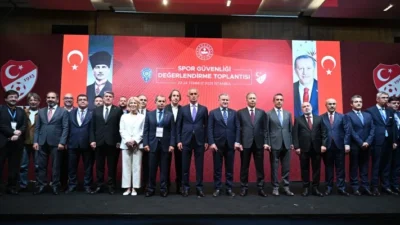 Bakan Yerlikaya, protokol tribünlerine girişlerde taraftar kartı veya elektronik bilet