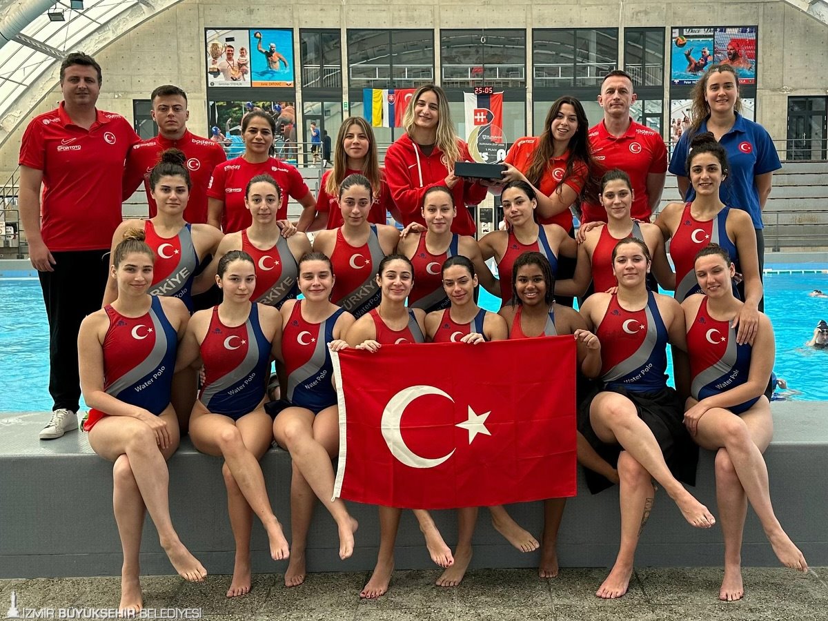 İzmir Büyükşehir Belediyesi sporcuları, U-18’den A Milli Takıma kadar ulusal