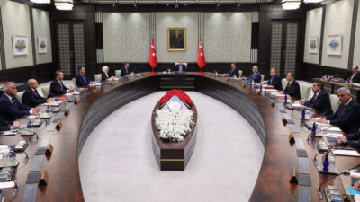 Cumhurbaşkanı Erdoğan başkanlığında bugün toplanacak Kabine’nin ana gündem maddesi “Terörsüz
