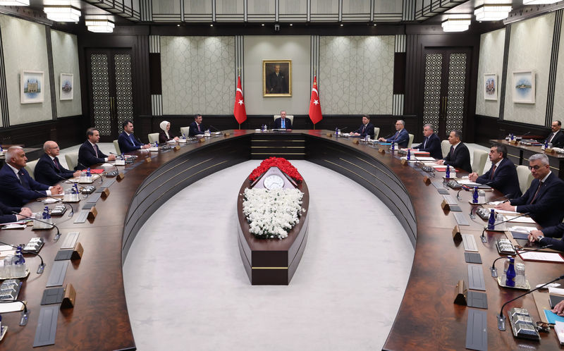 Cumhurbaşkanı Erdoğan başkanlığında bugün toplanacak Kabine’nin ana gündem maddesi “Terörsüz