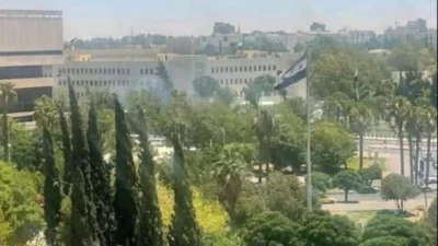 İsrail savaş uçakları Şam’daki Savunma Bakanlığı’nı hedef aldı. Süveyda’daki Dürzi-Suriye