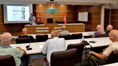 Bornova Belediyesi, tarımsal üretimde kalite ve sürdürülebilirliği artırmak amacıyla üreticilere