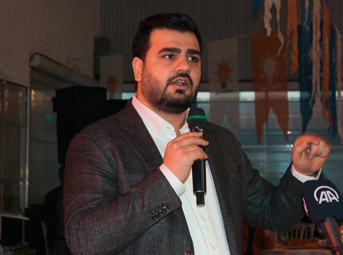 CHP Genel Başkanı Özgür Özel’in hükümete yönelik orman yangını eleştirilerine