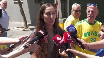 İzmir Büyükşehir Belediyesi'ne yönelik "yolsuzluk" soruşturması kapsamında gözaltına alınan eski