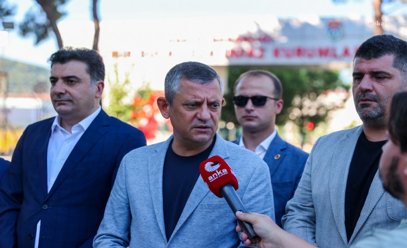 CHP Genel Başkanı Özgür Özel, İzmir Buca Cezaevi’nde tutuklu bulunan