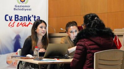 Gaziemir Belediyesi’nin istihdama destek olmak amacıyla hayata geçirdiği CV Bank