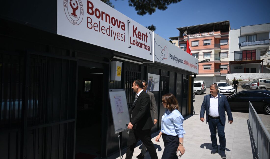 Bornova Belediyesi, 3.000 haneye ücretsiz alışveriş, her gün yüzlerce kişiye