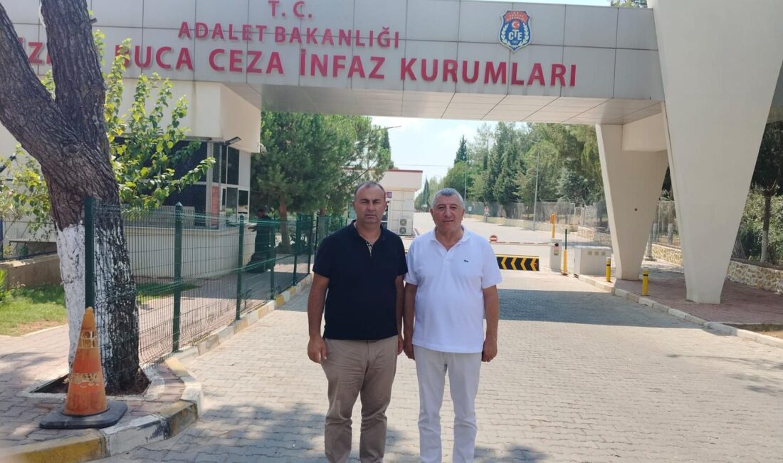 CHP İzmir heyeti, Buca Cezaevinde tutuklu bulunan partililere moral ziyaretinde