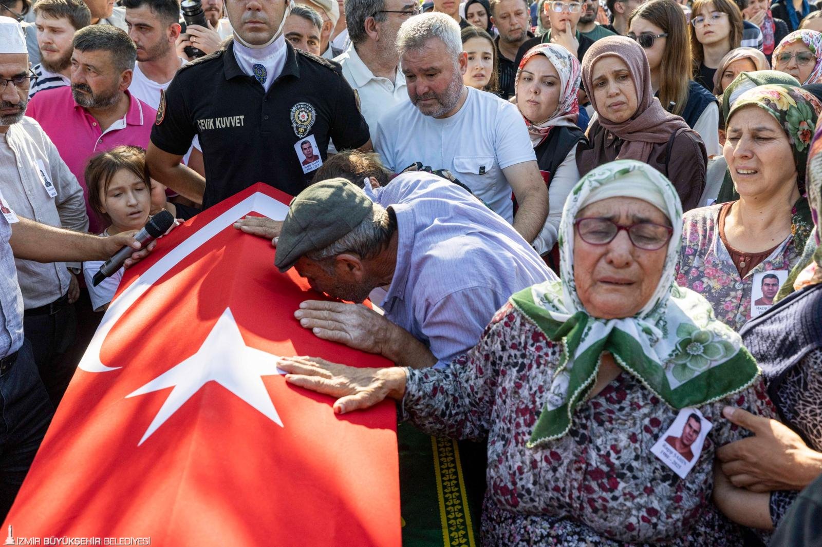 Ödemiş’te çıkan yangına müdahale ederken yaralanan orman işçisi Ragıp Şahin,