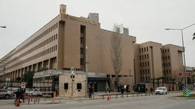 İzmir Büyükşehir Belediyesi’ne yönelik yürütülen soruşturma kapsamında gözaltına alınan 137