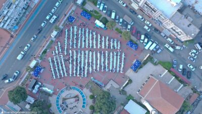 İzmir Büyükşehir Belediyesi, Aliağa'nın simgesi Demokrasi Meydanı’nı çağdaş ve yaşanabilir