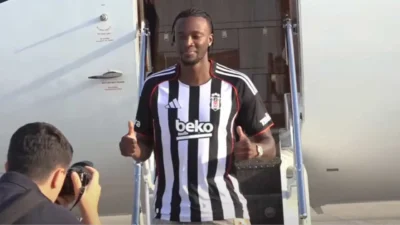 Roma'dan gelecek yıldız forvetin maliyeti dudak uçuklatıyor! Kulüp tarihinin en