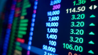 BIST 100 endeksi haftayı yüzde 2,67’lik artışla 10.642,60 puandan kapattı.