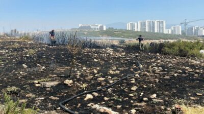 İzmir’in Buca ilçesinde Şahin Tepesi mevkisinde çıkan orman yangını, ekiplerin