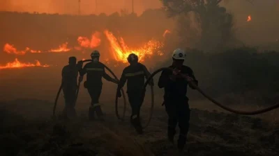 Orhaneli ilçesindeki orman yangınına müdahale eden 38 yaşındaki itfaiye eri