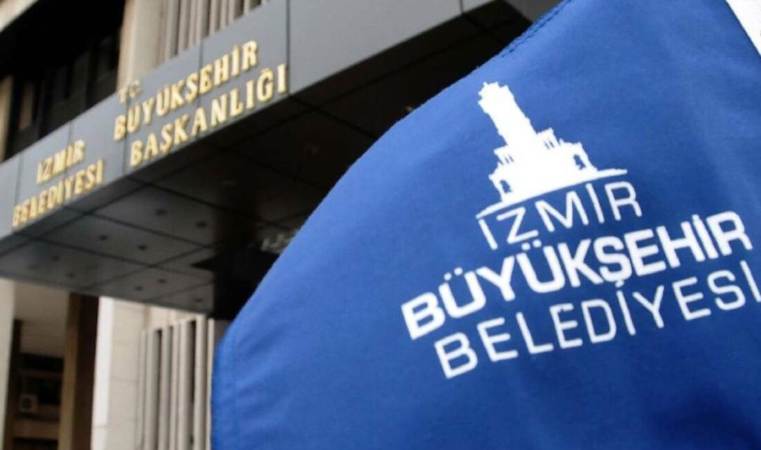 İzmir Büyükşehir Belediyesi, kentsel dönüşüm projelerinde yeni yönetimin çalışmaları durdurduğuna