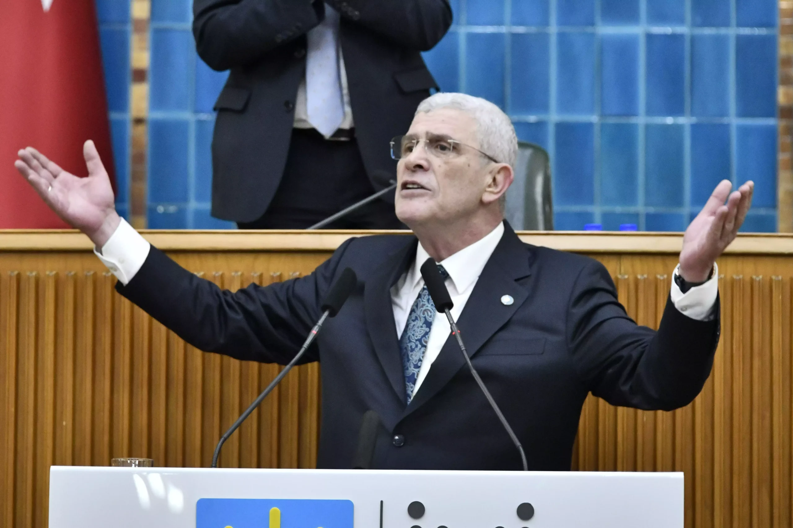İYİ Parti Genel Başkanı Müsavat Dervişoğlu, art arda gelen CHP'li