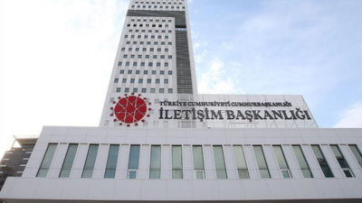 Altun’un ardından yardımcısı Özdemir de görevden alındı. Yerlerine Şahin ve