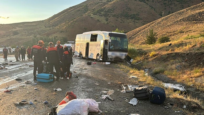 izmir sivas otobüs kaza