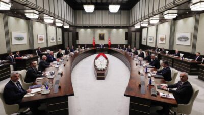 Cumhurbaşkanı Erdoğan başkanlığındaki Kabine Toplantısı’nda orman yangınları, Terörsüz Türkiye süreci