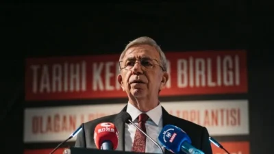 Ankara Büyükşehir Belediye Başkanı Mansur Yavaş, CHP'li belediye başkanlarının gözaltına
