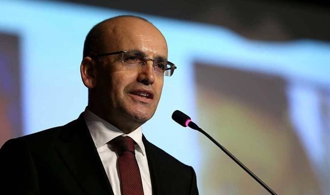 Vergide adaleti güçlendirdiklerini belirten Şimşek, “Haksız kazançların önüne geçiyoruz” dedi.