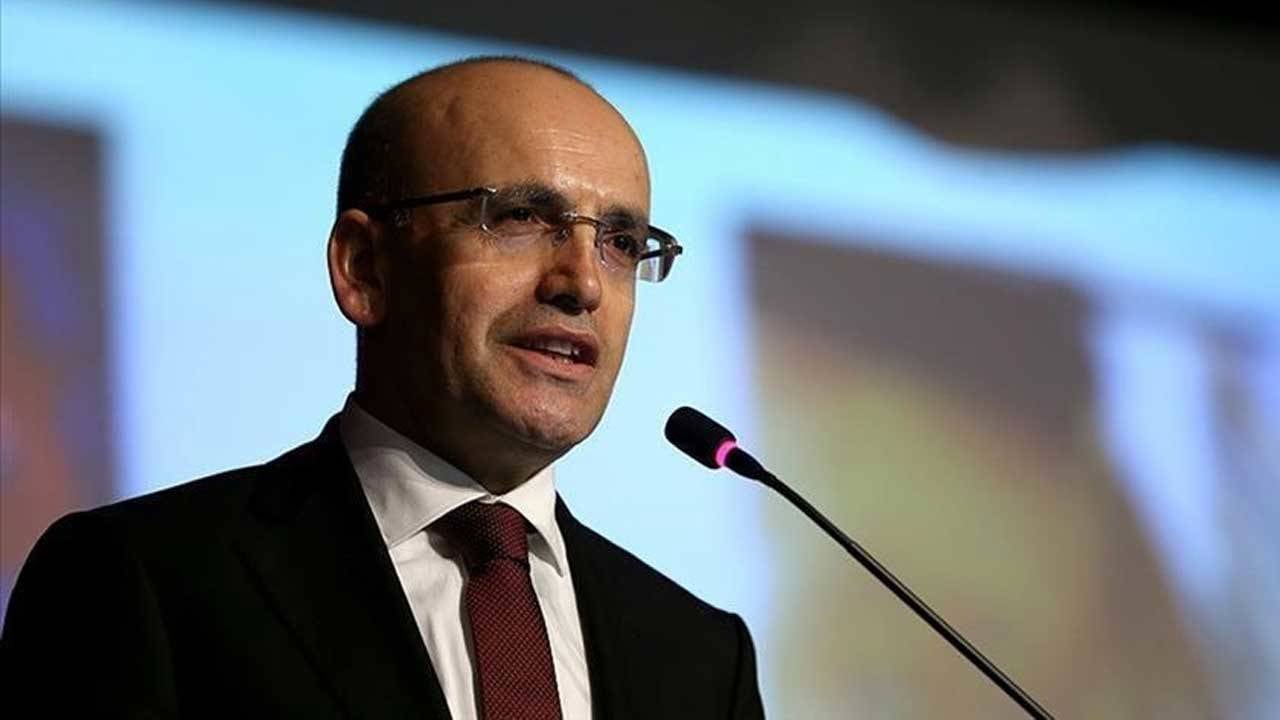 Vergide adaleti güçlendirdiklerini belirten Şimşek, “Haksız kazançların önüne geçiyoruz” dedi.