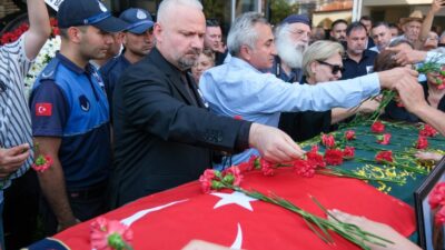 Kalp krizi sonucu hayatını kaybeden önceki dönem Menemen Belediye Başkanı