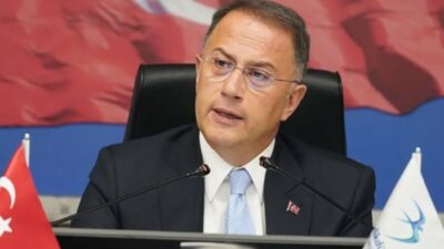 Boynundaki kitle nedeniyle ameliyat edilen ve daha önce iki kez