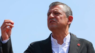 CHP lideri Özgür Özel, Malatya'daki “Millet İradesine Sahip Çıkıyor” mitinginde