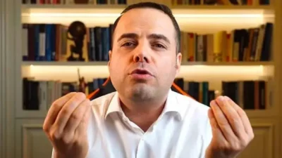 Ekonomist Özgür Demirtaş, yapay zeka, üretim ve tüketim tartışması üzerinden