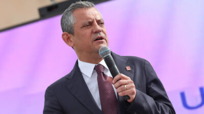 CHP lideri Özel, İzmir'de Tunç Soyer dahil 45 kişinin tutuklanmasına