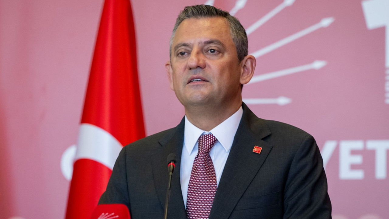 CHP Genel Başkanı Özgür Özel, son operasyonları değerlendirirken "Sandığı ortadan