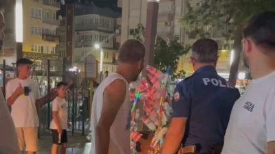 Aydın Efeler’de 15 yaşındaki bir çocuk, tartıştığı pamuk şeker satıcısını