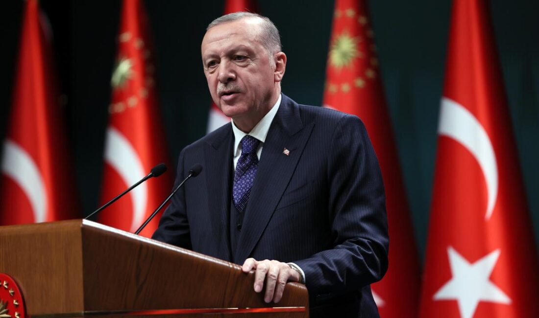 Cumhurbaşkanı Erdoğan, İstanbul’daki Kurmay Subaylar Mezuniyet Töreni'nde siber savaşlara dikkat