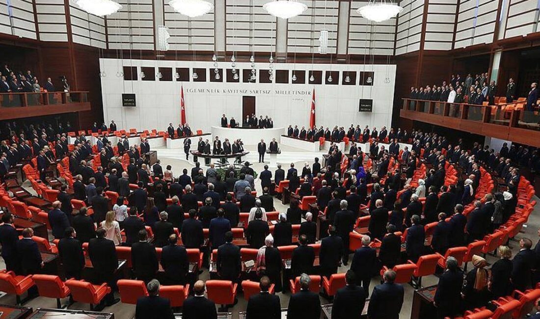 Meclis’te “Terörsüz Türkiye” komisyonu kuruluyor TBMM Başkanı Numan Kurtulmuş, siyasi parti grup başkanvekilleriyle bir araya