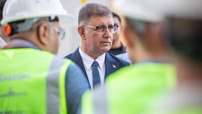 İzmir Büyükşehir Belediye Başkanı Dr. Cemil Tugay, görevdeki 15,5 ayını