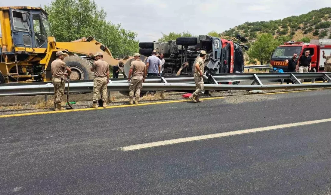 Diyarbakır’da itfaiye aracı devrildi: 1 ölü, 2 yaralı Ergani’de yangına müdahale için yola çıkan itfaiye aracının devrilmesi sonucu