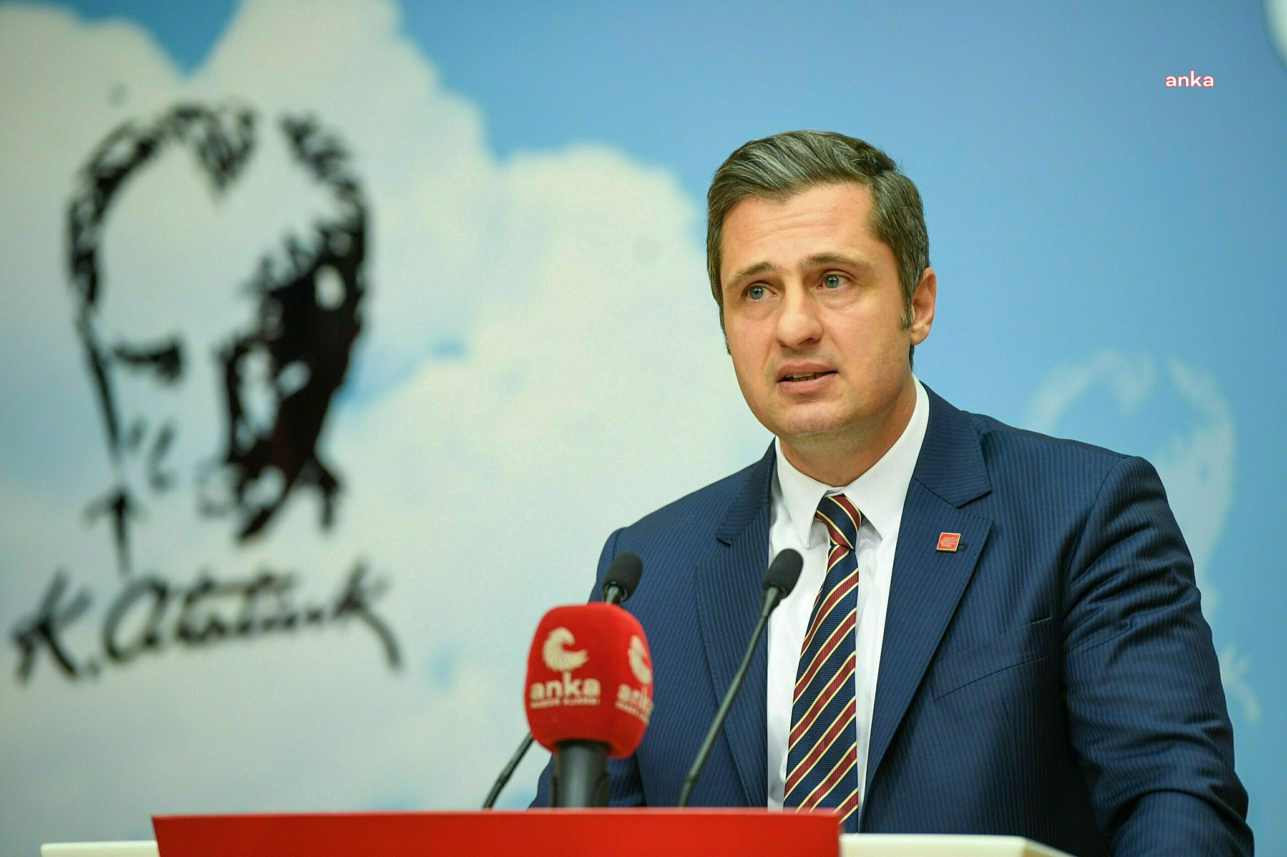 CHP Sözcüsü Deniz Yücel, İzmir Büyükşehir Belediyesi’ne yönelik olduğu iddia