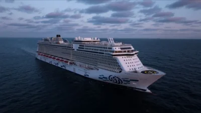 Santorini ve Mikonos'ta her cruise yolcusundan 20 avro (937 lira)