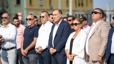 İzmir Büyükşehir Belediyesi, 2 Ağustos Roman Soykırımı Anma Günü’nde birlik