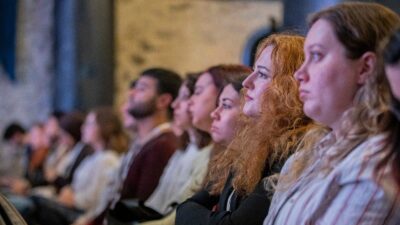 İzmir Büyükşehir Belediyesi’nin öncülük ettiği, ne eğitimde ne istihdamda olan