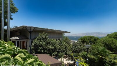İzmir manzaralı teraslarda dans geceleri, kültür-sanat etkinlikleri ve İzmirli Kahve