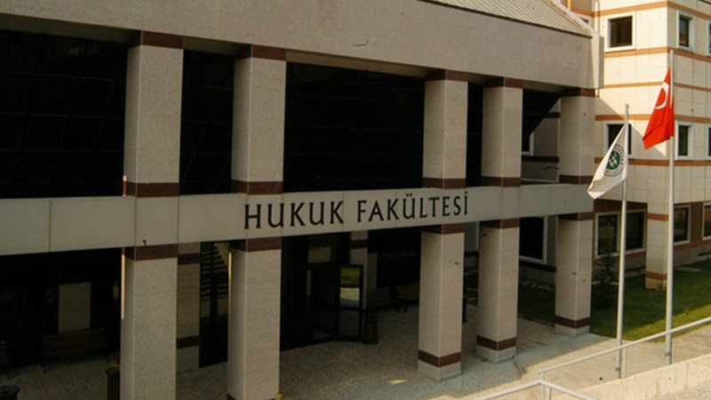 Danıştay, hukuk fakültelerine girişte başarı sıralamasının 100 bine çekilmesi kararını