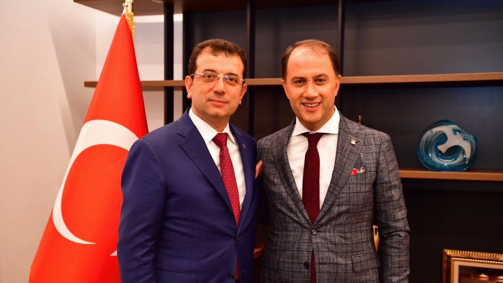 CHP’nin tutuklu Cumhurbaşkanı adayı Ekrem İmamoğlu, sağlık sorunları olan Mehmet