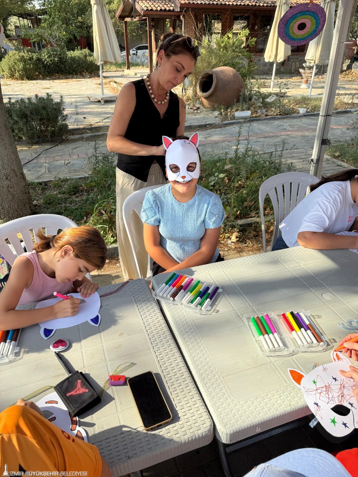 İzmir Büyükşehir Belediyesi, Selçuk Belevi köy meydanında renkli Yaz Etkinliği