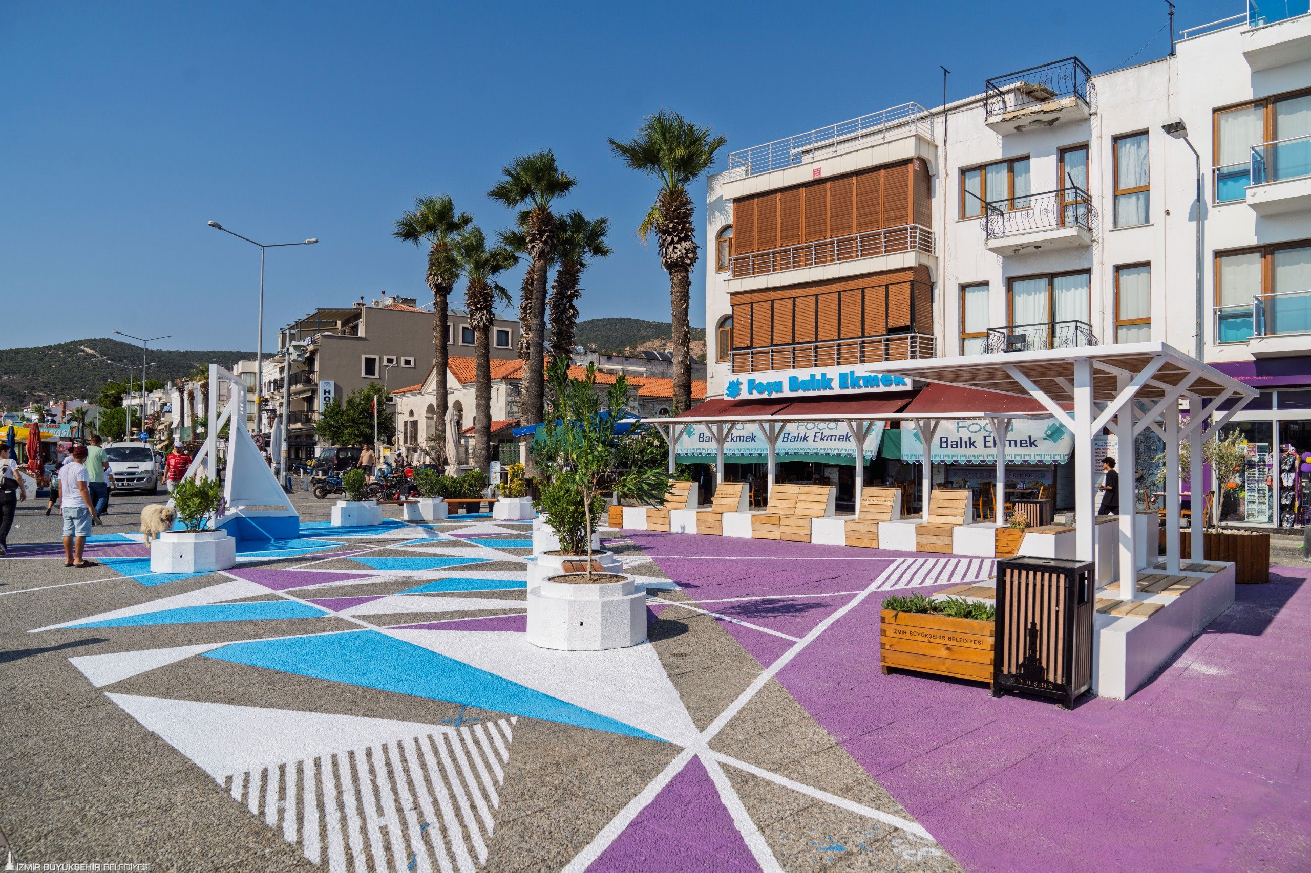 İzmir Büyükşehir Belediyesi’nin kamusal alanları daha yaşanabilir hale getirmek için
