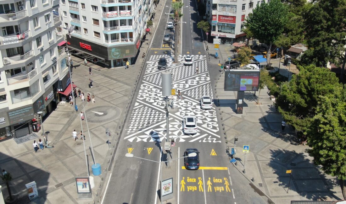 İzmir Büyükşehir Belediyesi, Alsancak Talatpaşa Bulvarı’nın Kıbrıs Şehitleri Caddesi kısmında
