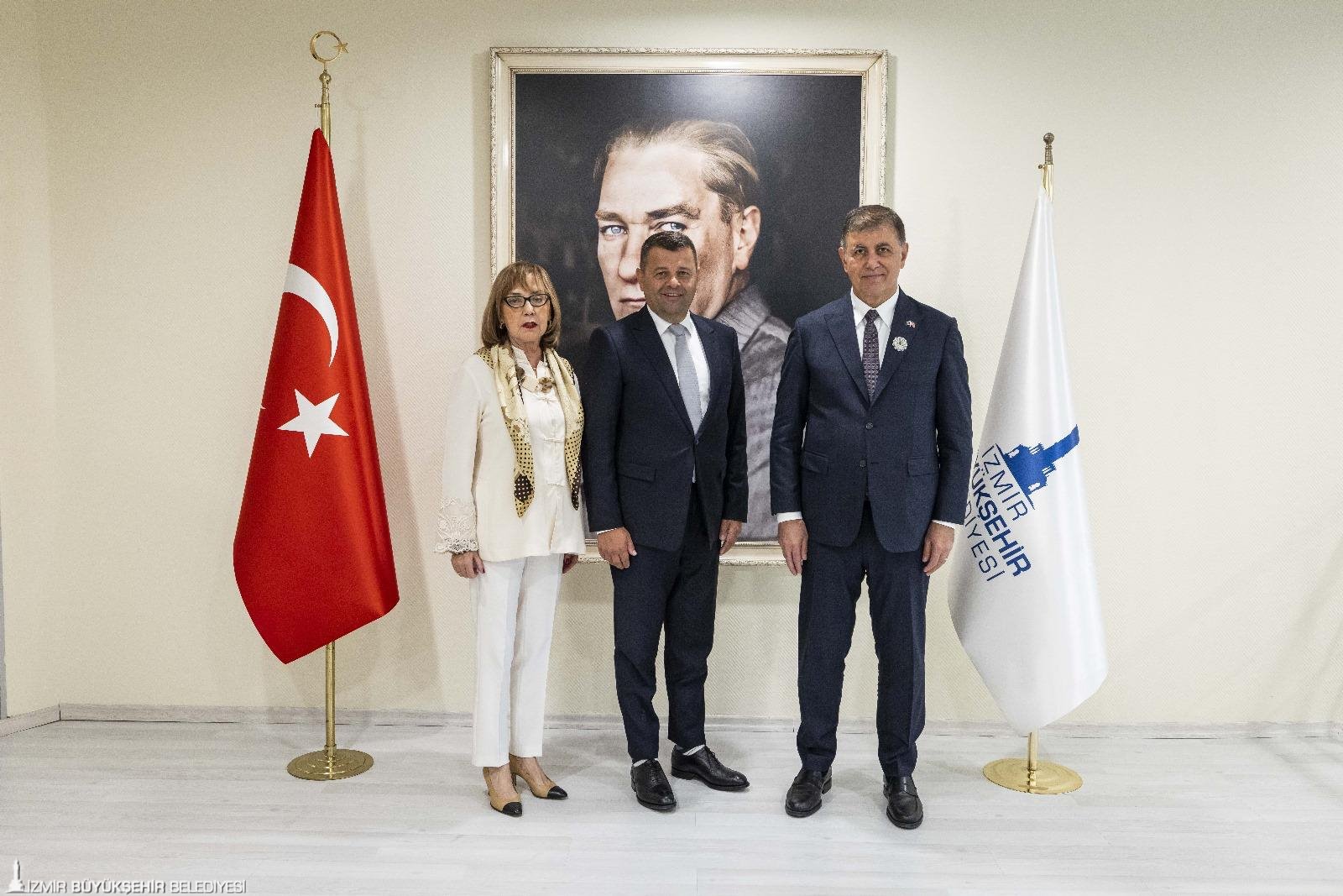 İzmir Büyükşehir Belediye Başkanı Dr. Cemil Tugay, Bosna-Hersek Büyükelçisi Mirsada